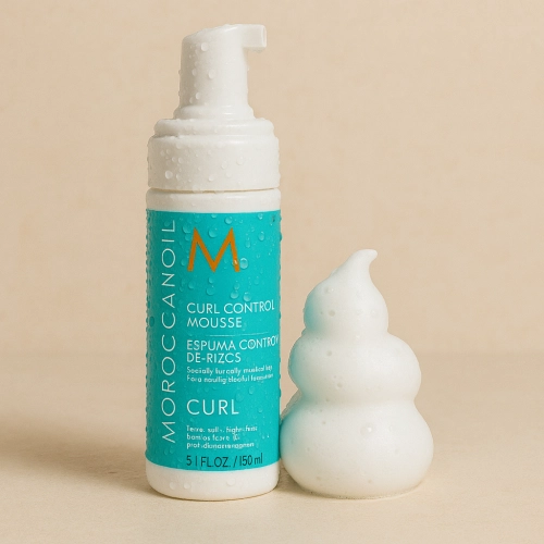 moroccanoil-curl-control-mousse-do-wlosow2-150ml.webp