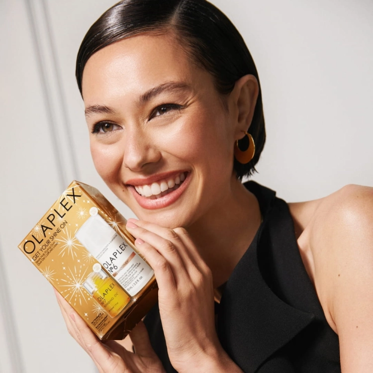 olaplex-get-your-shine-on-set3.webp