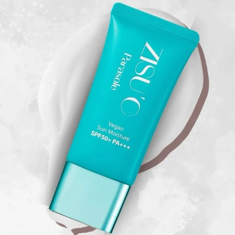 zisu-c-timeless-beauty-anti-aging-parasole-vegan-sun-moisture-spf-50-krem-koreanski-przeciwstarzeniowy-do-twarzy-50g.webp